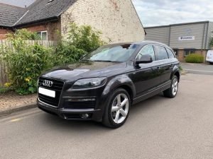 Mozcom Cars AUDI Q7 Black 16